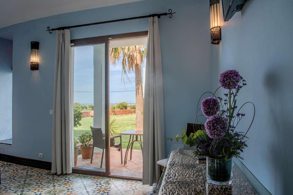 Apartamentos Turisticos Bahia De Trafalgar Zahora Extérieur photo