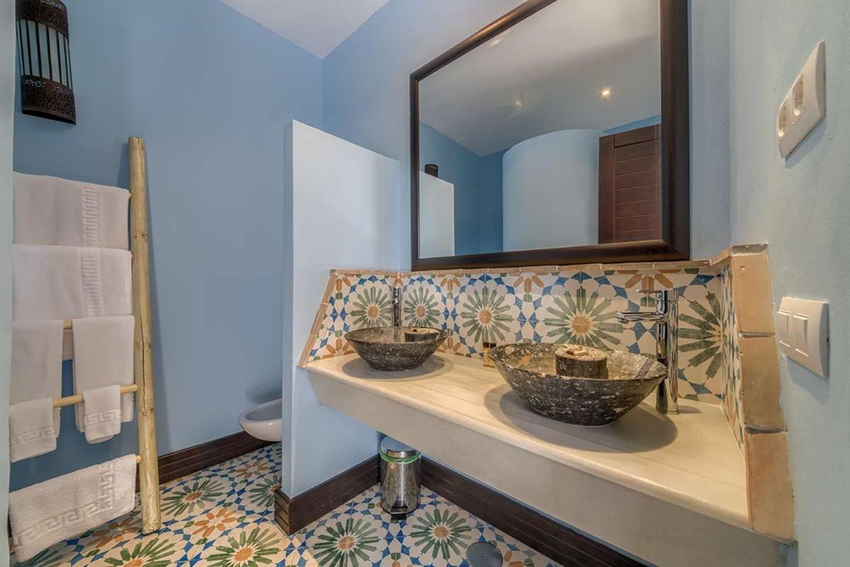 Apartamentos Turisticos Bahia De Trafalgar Zahora Extérieur photo